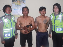 Ini 2 Polwan yang Bekuk Jambret Bersenpi di Karawang dengan Tangan Kosong