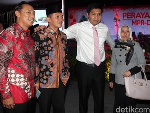 DPR Wacanakan Bangun Pura, Vihara, Kelenteng, dan Gereja