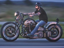 Harley-Davidson Ini Tampil Penuh Tato