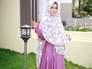 Foto: Pesona Selebgram Garut dengan Khimar Syari, Reista Putri