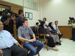 Bertemu di Pengadilan, Risty Tagor Tolak Uluran Tangan Stuart