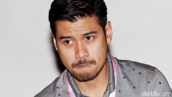 Chicco Jerikho Lagi Mikirin Apa Ya?