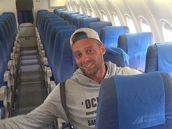 Sendirian di Pesawat, Traveler Ini Seperti Naik Jet Pribadi