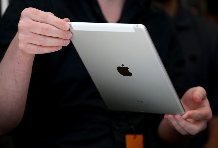 Ilustrasi gadget Apple. Foto: Gettyimages/Justin Sullivan Ilustrasi gadget Apple. Foto: Gettyimages/Justin Sullivan