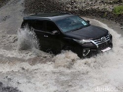 Yuk Ikuti Coaching Clinic Toyota Fortuner