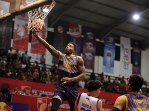 CLS Knights Kalahkan Satria Muda