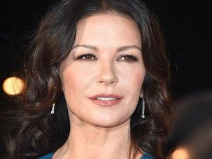 Catherine Zeta-Jones Ungkap Rahasia Awet Muda dengan Minyak Argan