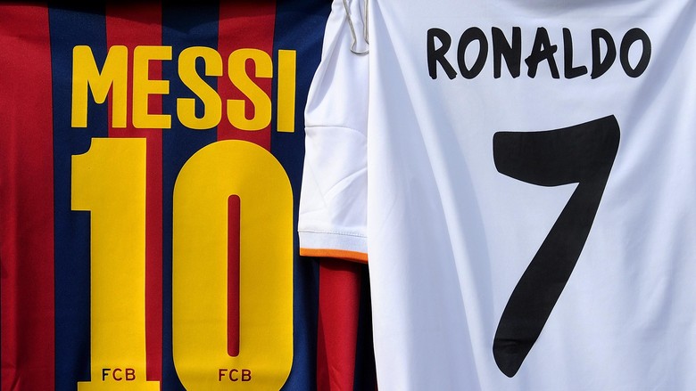 Lebih Mampu Bermain secara Tim, Messi Dinilai Lebih Baik dari Ronaldo