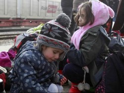 Lebih dari 10.000 Pengungsi Anak Kemungkinan Hilang Setelah Tiba di Eropa