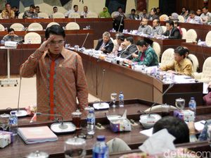 PDIP: Kenapa Sih Komisi II Ngotot Ingin Terpidana Maju Pilkada?