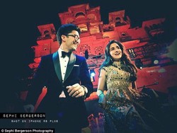 Fotografer Rekam Pernikahan Megah Bermodal iPhone 6S