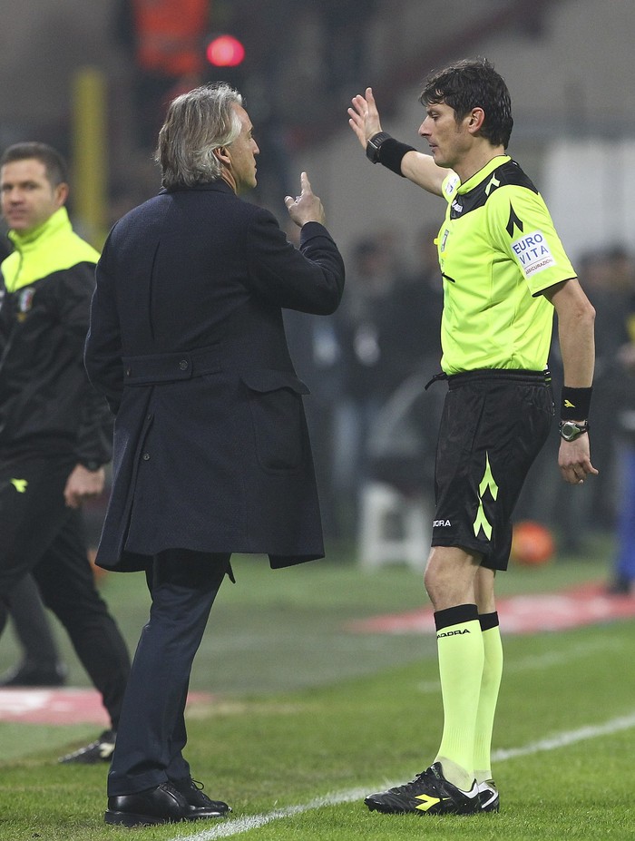 Mancini Kritik Wasit, Juan Jesus Tak Sepakat