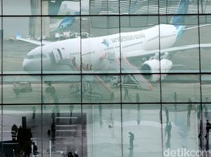 Garuda soal Kabar Pesawat Tergelincir di Banjarmasin: Pesawat Kempes Ban Garuda soal Kabar Pesawat Tergelincir di Banjarmasin: Pesawat Kempes Ban