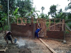 Inisiasi Bedah 11 Rumah Warga Miskin, Fadhil: Ini Pancingan ke Pemerintah