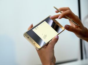 Samsung Umumkan RAM 6 GB, Buat Note 6? Samsung Umumkan RAM 6 GB, Buat Note 6?