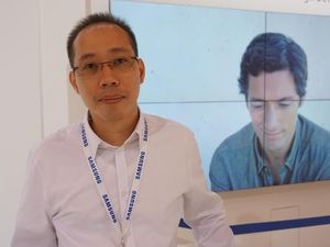 Pasar Profesional Display Merangsek Naik, Tapi...