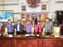 Meutya Hafid Resmi Gantikan Tantowi Yahya Sebagai Pimpinan Komisi I DPR