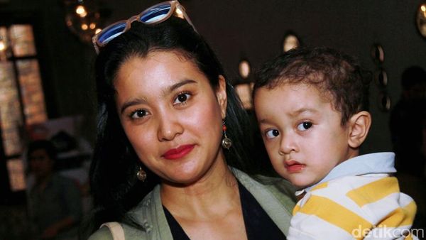 Magali Lebih Mirip Marcella Zalianty atau Ananda Mikola?