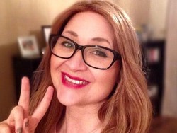 Wanita Penderita Kanker Ini Kecam Facebook yang Hapus Foto Payudaranya