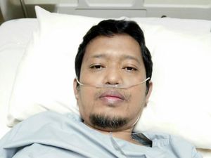 Salat Tahajud Terakhir Sang Raja Bimbel
