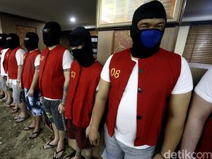Polda Metro Tangkap 10 Pelaku Penipuan Online