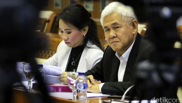 Baleg Rapat Bahas Draf Revisi UU KPK