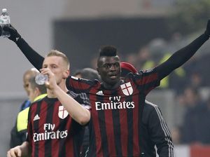 Naik Terus, Rossoneri