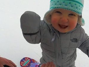 Perkenalkan Sloan! Snowboarder Cilik yang Baru Berumur 14 Bulan Perkenalkan Sloan! Snowboarder Cilik yang Baru Berumur 14 Bulan