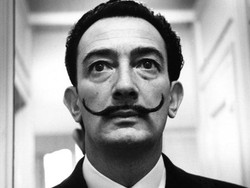 Intip Video Virtual Surealis Pelukis Aneh Salvador Dali
