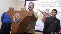 Imam Nahrawi berharap Evan bisa sukses dan membawa harum nama Indonesia di Spanyol.