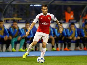 Debuchy Ingin Tinggalkan Arsenal