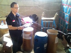 Pabrik Jamu Berbahan Kimia Berbahaya di Bogor Digerebek BPOM dan Polisi