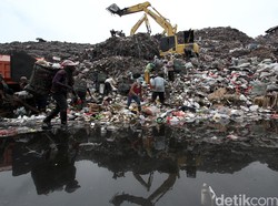 Pistol Tak Bertuan Ditemukan di Bantargebang Diserahkan ke Polda Metro