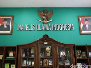 MUI Prihatin Mahasiswa Tewas Dikeroyok: Masjid Itu Tempat Suci! MUI Prihatin Mahasiswa Tewas Dikeroyok: Masjid Itu Tempat Suci!