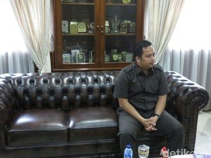 Walkot Tangerang Jelaskan Alasan Mutasi ASN yang Hina Babu di Medsos Walkot Tangerang Jelaskan Alasan Mutasi ASN yang Hina Babu di Medsos