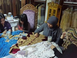 Hasil Payet Kebaya Tunarungu Ini Dibanggakan Sekelas Anne Avantie