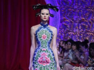 Ini Sejarah Baju Cheongsam yang Sering Dipakai Saat Imlek Ini Sejarah Baju Cheongsam yang Sering Dipakai Saat Imlek
