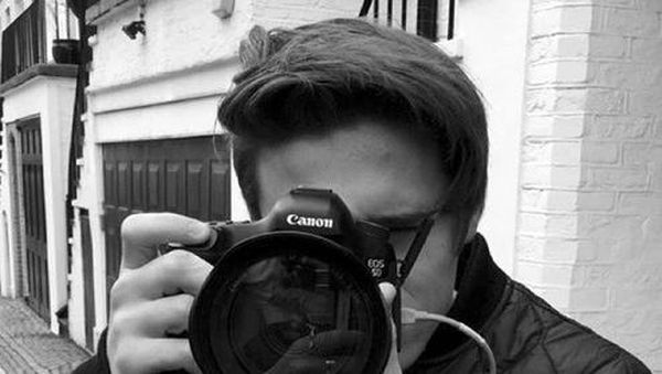 Pujian & Cibiran untuk Fotografer Brooklyn Beckham