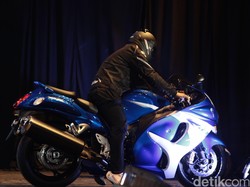 Siap-siap Kecewa, Suzuki Takkan Rombak Hayabusa