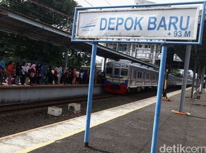 Stasiun Depok Baru Banjir hingga Mata Kaki, PUPR Depok Duga Saluran Air Mampet