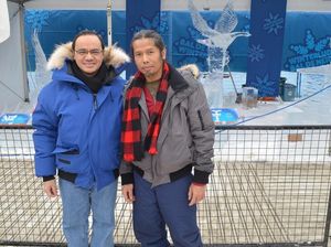 Patung Es Indonesia Memukau Festival Winterlude di Ottawa