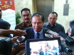 Menko Darmin Gelar Rapat Bahas LRT Jabodetabek