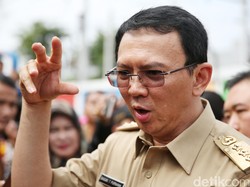 Ahok: Kasihan, Sopir Taksi Diperalat Perusahaannya