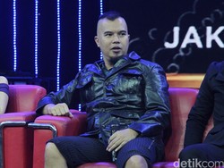 Ultah ke-44, Ahmad Dhani Rayakan di Hutan Belantara