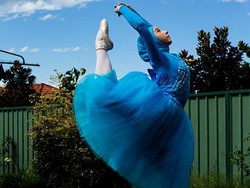 Gadis Ini Galang Dana Agar Bisa Jadi Penari Balet Berhijab Pertama di Dunia