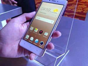Si Pakar Selfie Oppo F1 Dirilis, Harganya Rp 3,5 Juta