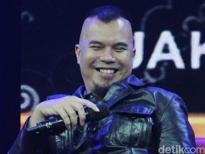 Mulan Melahirkan Anak Laki-laki, Dhani Masih Obsesi Tambah Momongan