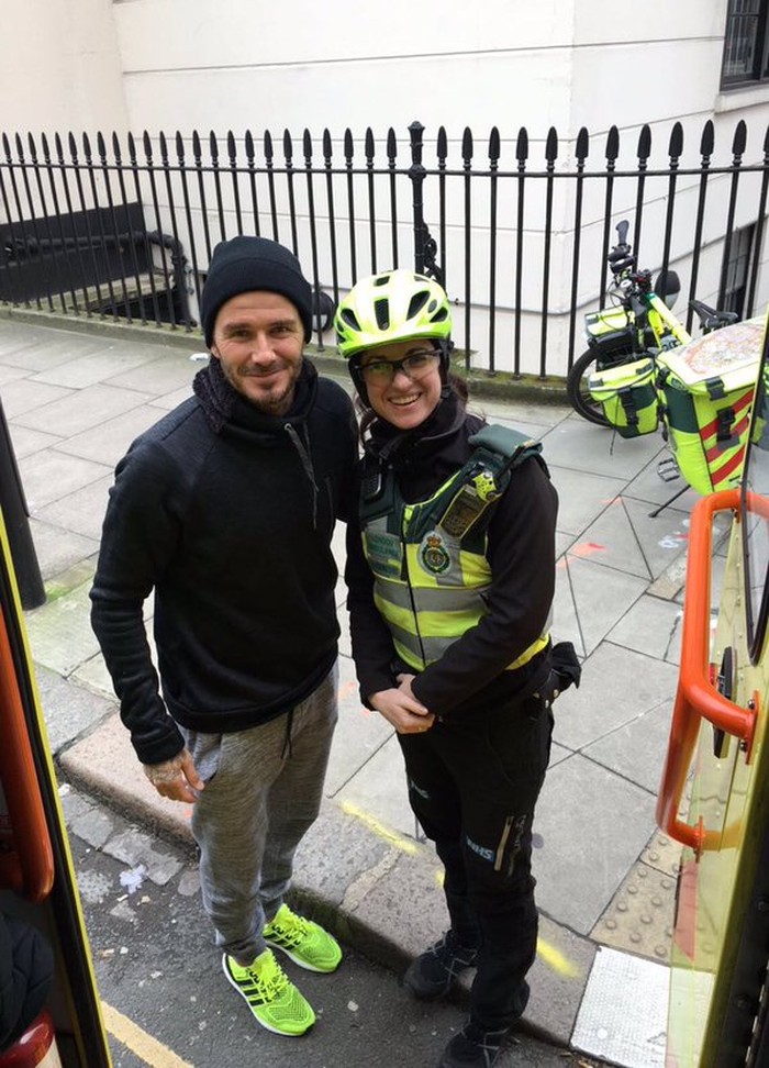 Teh dan Kopi Panas dari Beckham untuk Petugas Medis London