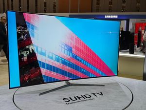 TV Lengkung Terbaru Samsung Mirip Layar Bioskop TV Lengkung Terbaru Samsung Mirip Layar Bioskop