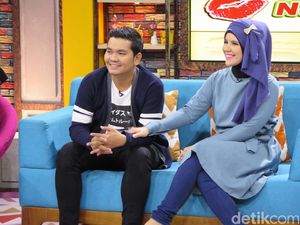 Indra Bekti Makin Mesra Sama Istri